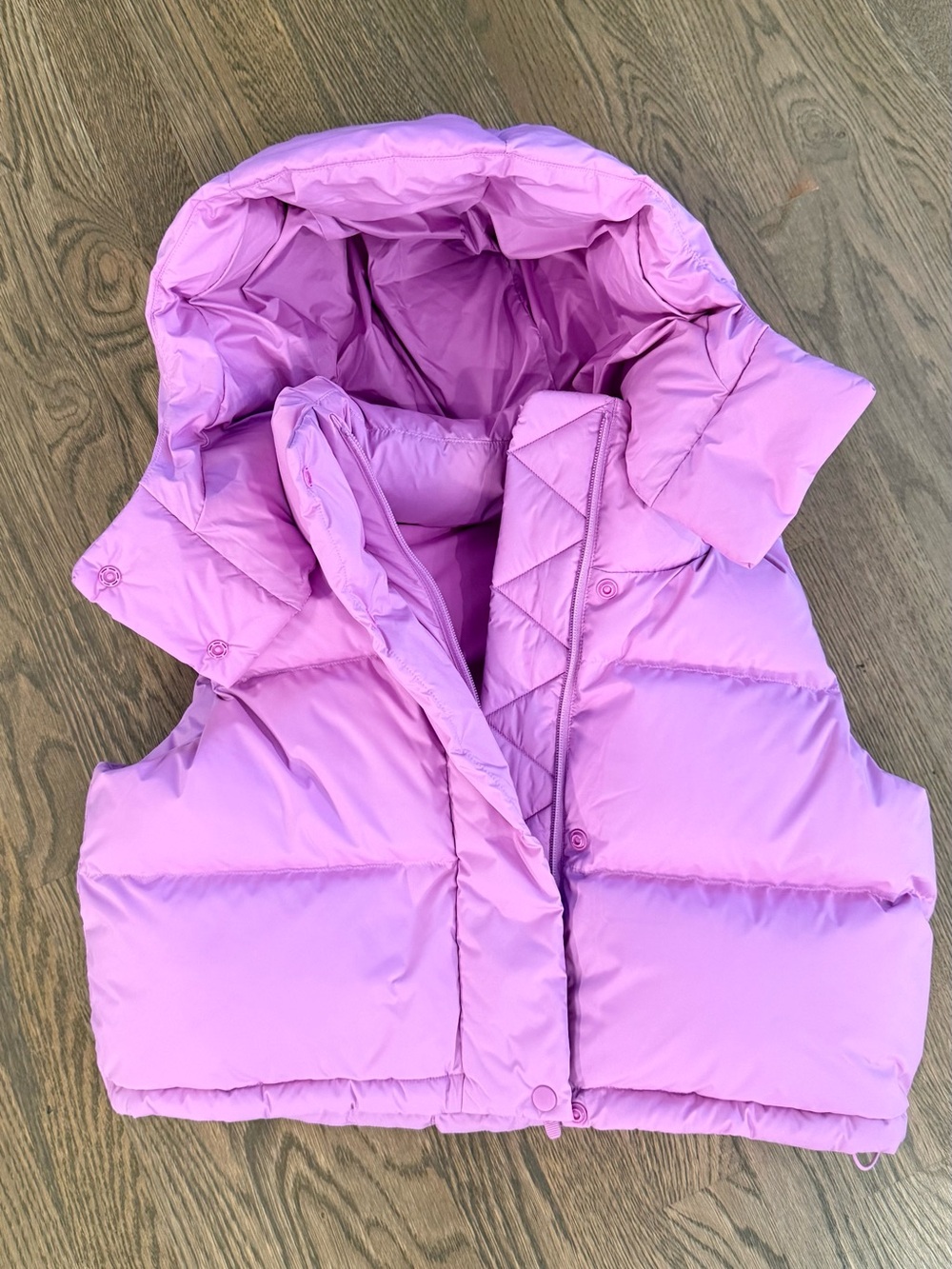 lululemon size 4 womens pink Puffer detachable Hooded Vest like new!!